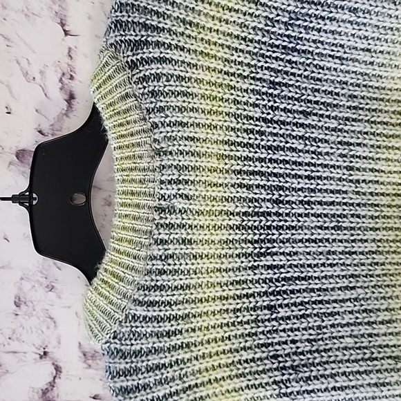 Universal Thread Chunky Knit Sweater Blue/Green Gradient Stripes Size S - EUC - Picture 7 of 9